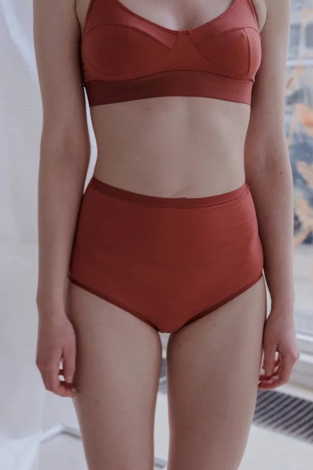 Baserange Highwaist Bell Pants Bamboo Highwaist Slip Burned RedS Le Pop Lingerie Vibrators Baserange Highwaist Bell Pants Bamboo Highwaist Slip Burned RedS Le Pop Lingerie Vibrators
