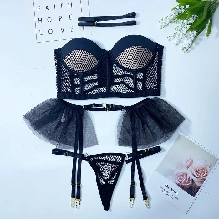 Female Sex Toys EVEs SECRETS Womens Luxury Lace and Ruffled Set 3Piece Erotic Lingerie of Sexy Bra panty Garter Belt