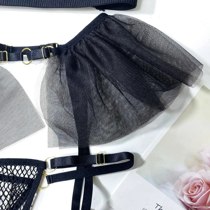 Female Sex Toys EVEs SECRETS Womens Luxury Lace and Ruffled Set 3Piece Erotic Lingerie of Sexy Bra panty Garter Belt