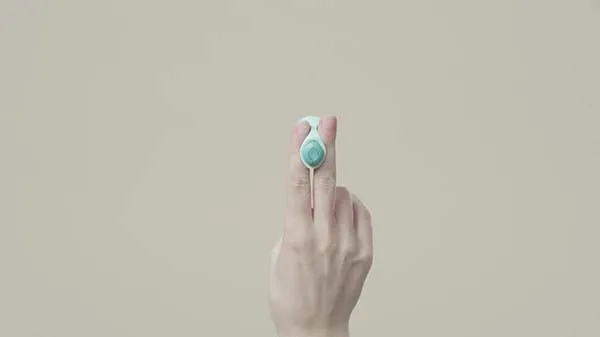 Dame Female Sex Toys Dame Fin Clitoral Vibrator
