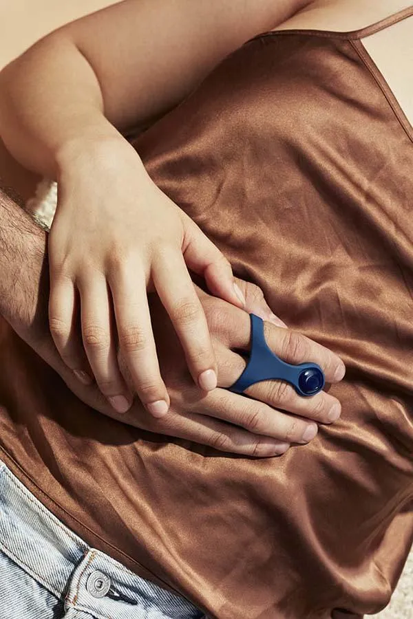 Dame Female Sex Toys Dame Fin Clitoral Vibrator