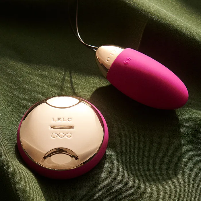 Female Sex Toys Lelo LYLA 2 RemoteControlled Bullet Massager Lelo