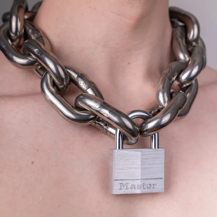 REGULATION Vibrators 12mm Chain Collar Closures