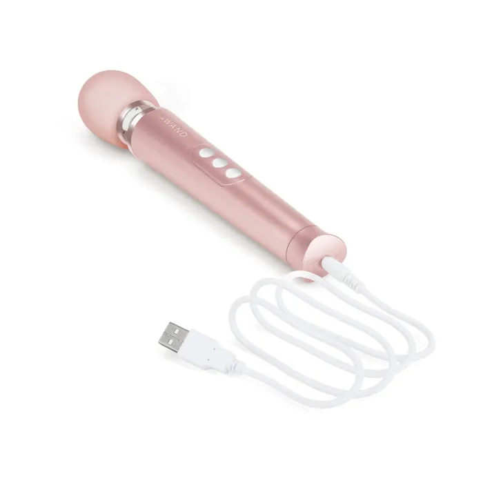 LE WAND Vibrators Le Wand Petite Rechargeable Wand Massager Rose Gold
