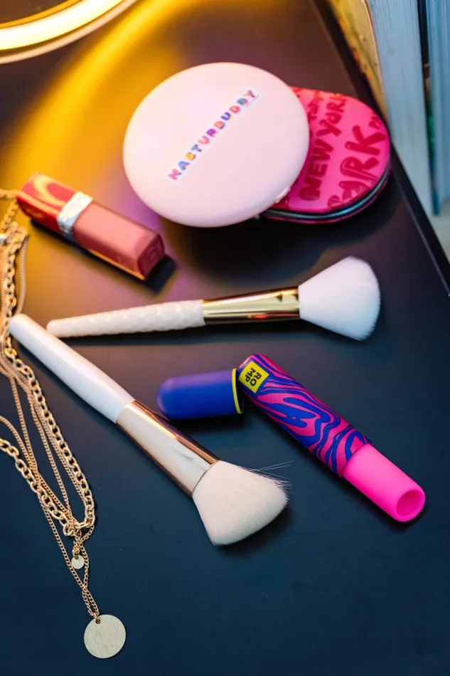 Romp Lipstick Air Pulse Clitoral Stimulator Pink Romp Vibrators